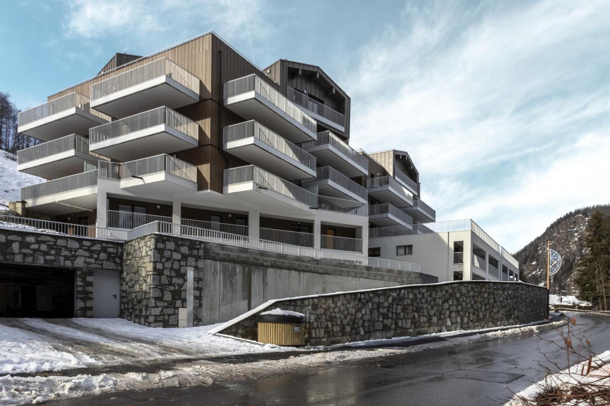 The Bear Apartment เลอุชส์ ภายนอก รูปภาพ