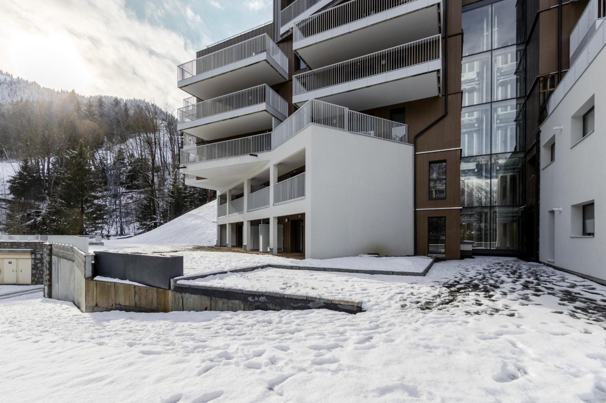 The Bear Apartment เลอุชส์ ภายนอก รูปภาพ